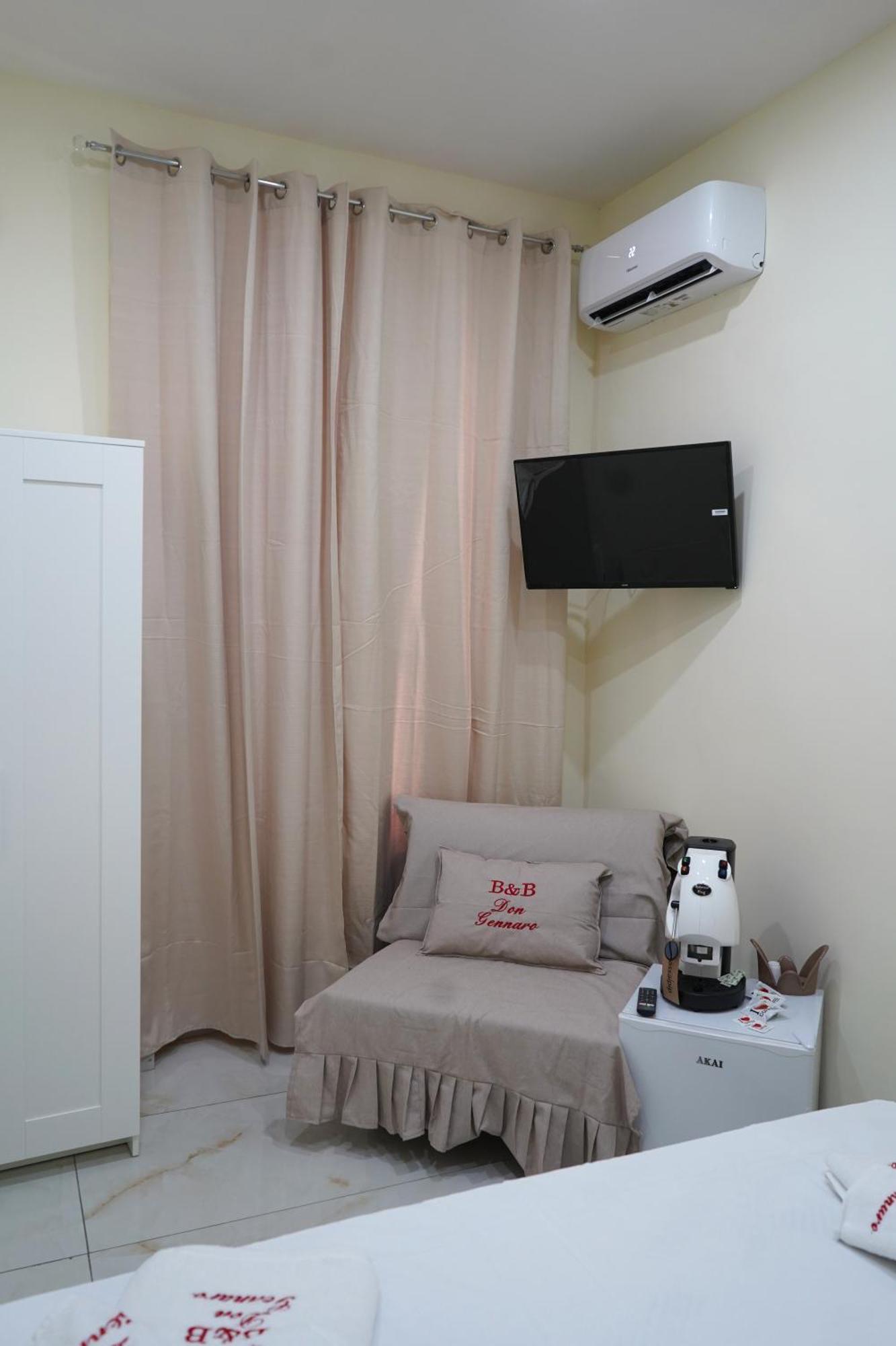Bed and Breakfast Beb Don Gennaro Neapol Zewnętrze zdjęcie