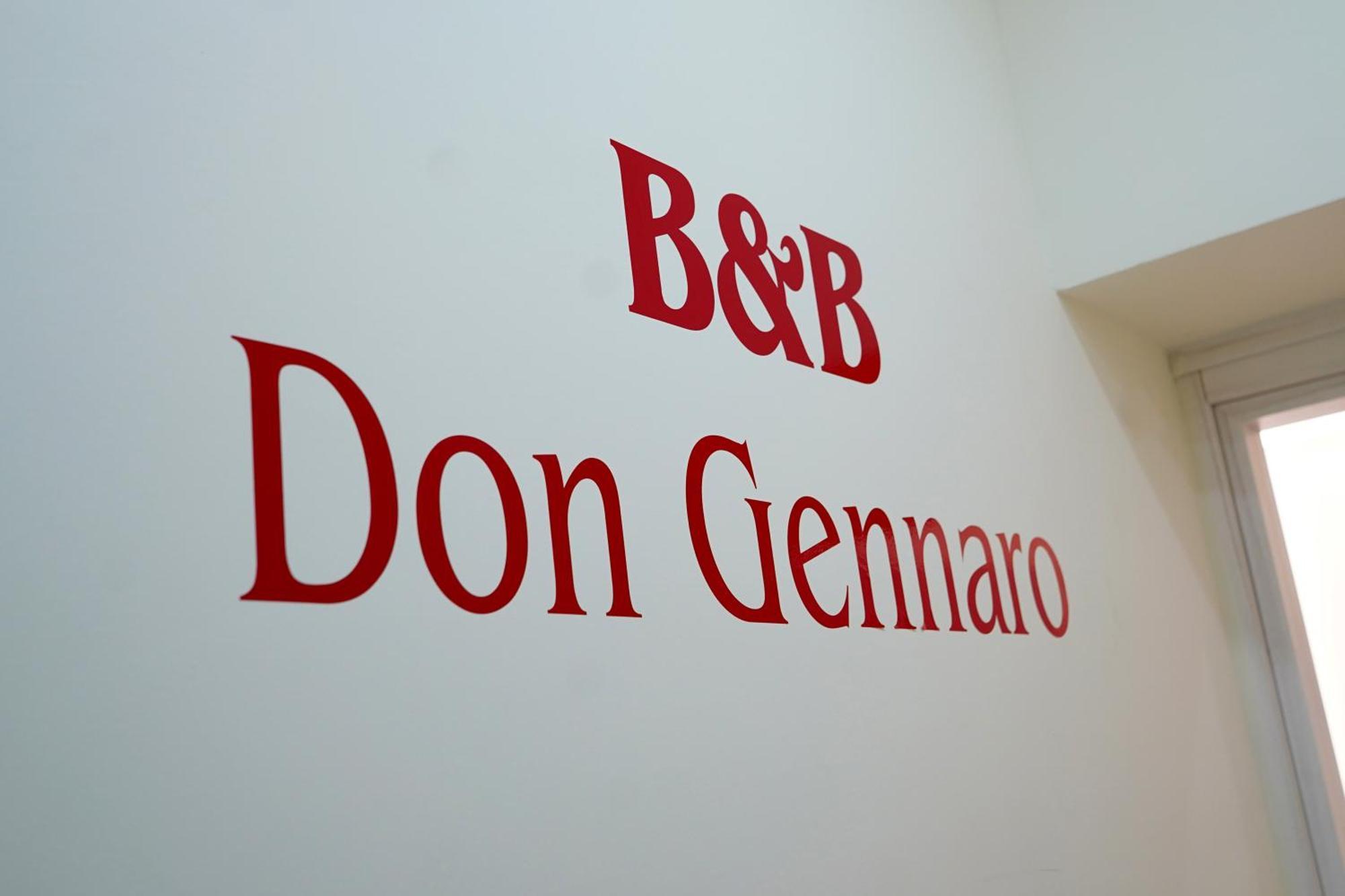 Bed and Breakfast Beb Don Gennaro Neapol Zewnętrze zdjęcie