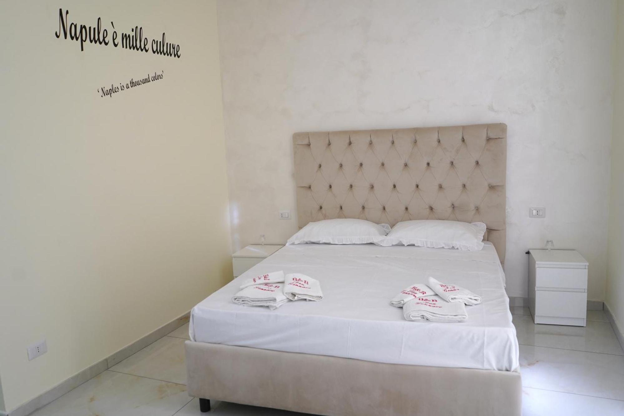Bed and Breakfast Beb Don Gennaro Neapol Zewnętrze zdjęcie